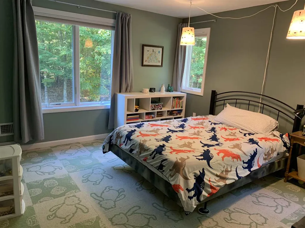541 Bedford Road New Boston NH 03070