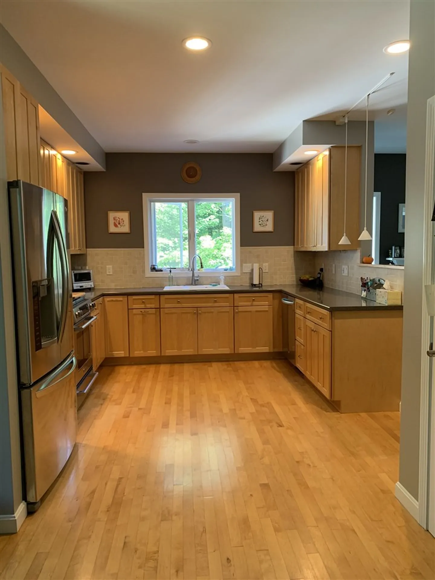 541 Bedford Road New Boston NH 03070