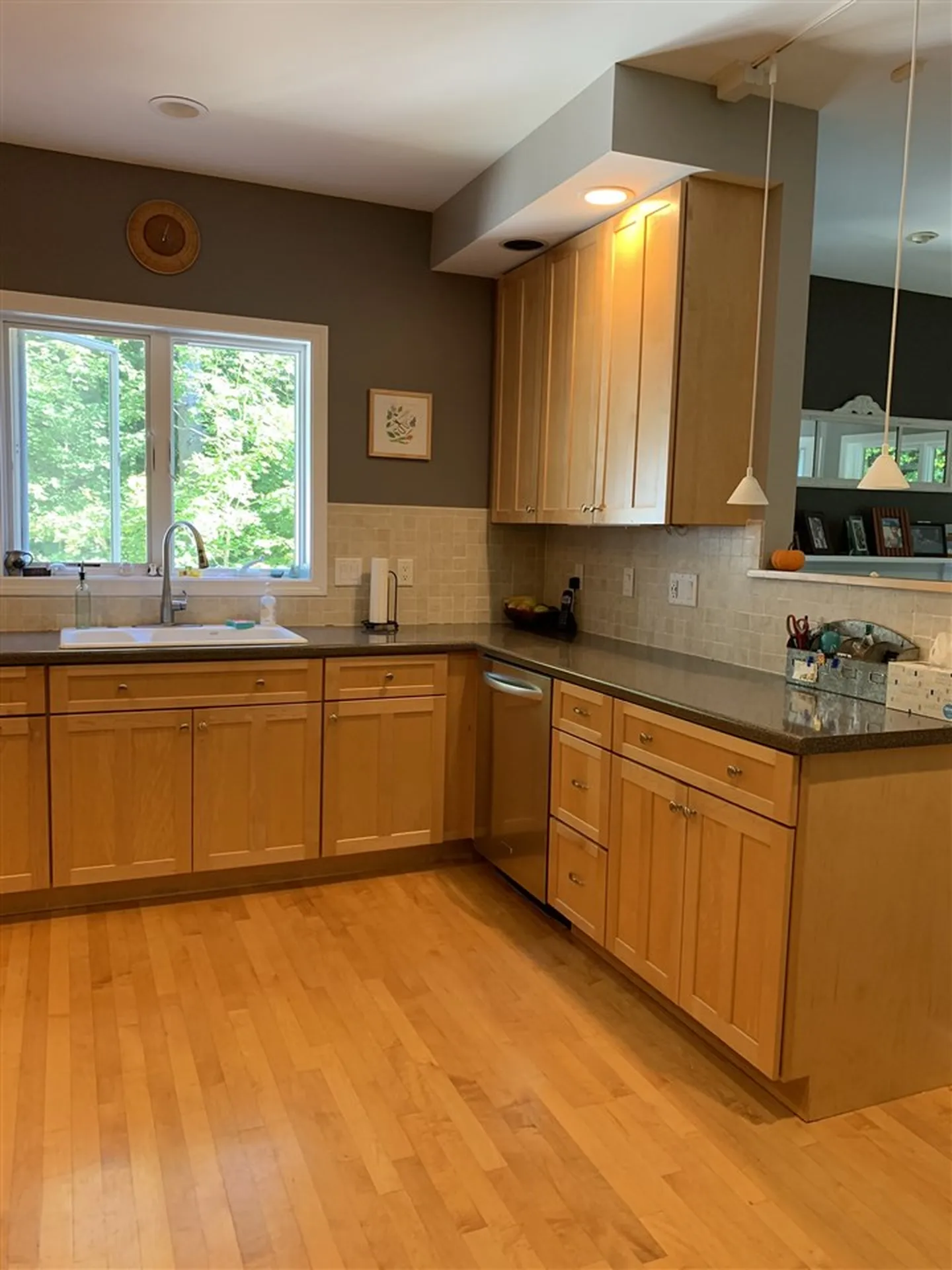 541 Bedford Road New Boston NH 03070
