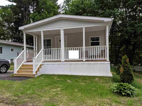 9 Pearl Court Merrimack NH 03054