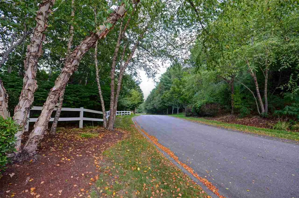 29 Bowman Parade Road Bedford NH 03110