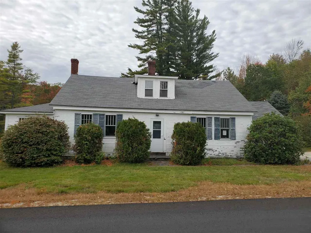706 Reservoir Drive Weare NH 03281