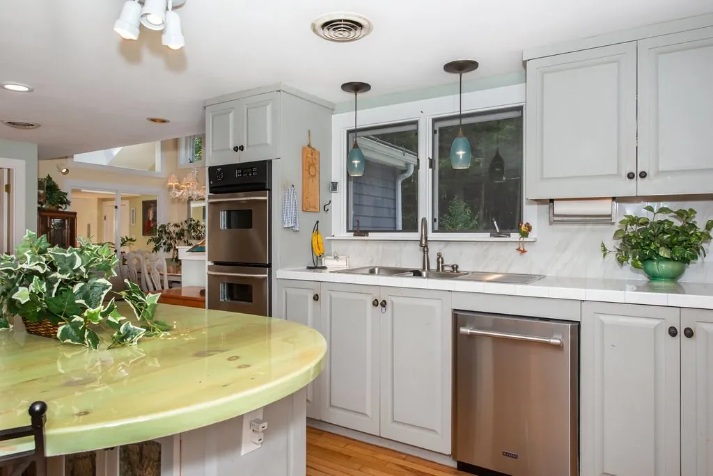 74 Watson Road Exeter NH 03833