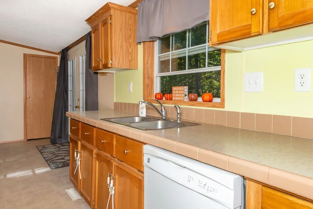 48 Sparrow Drive Barrington NH 03825