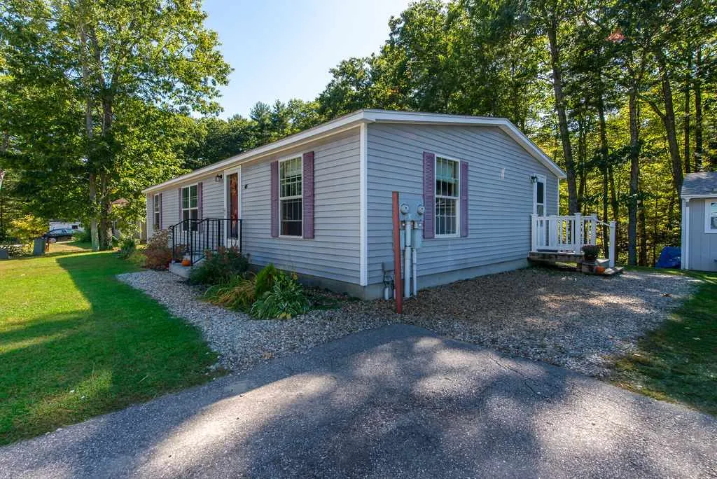 48 Sparrow Drive Barrington NH 03825