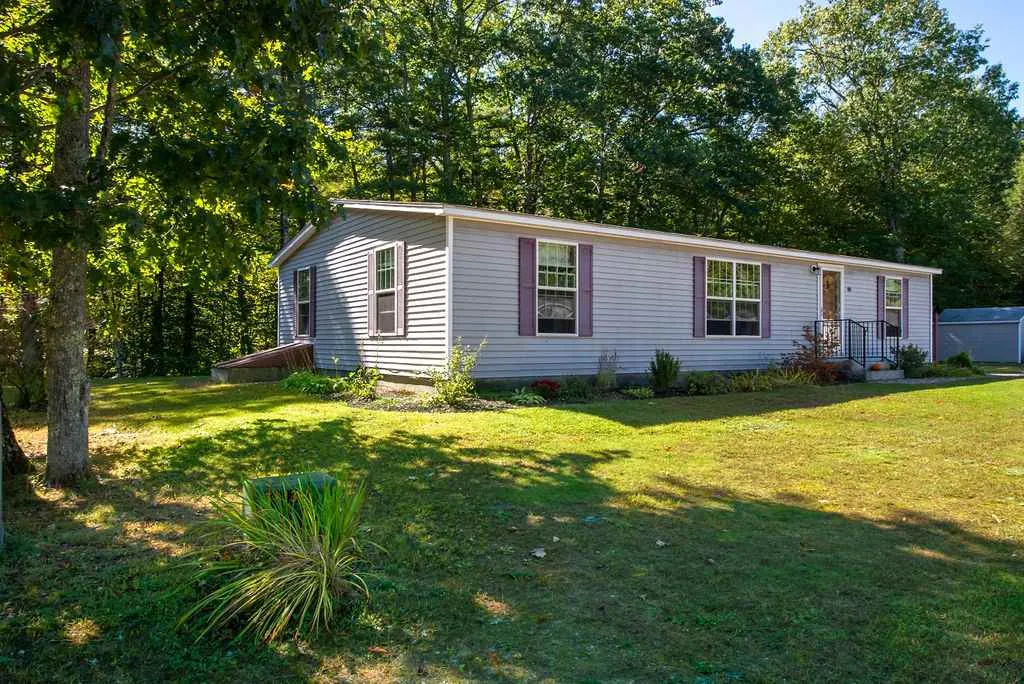 48 Sparrow Drive Barrington NH 03825