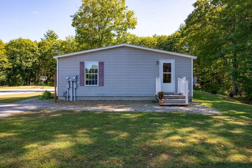 48 Sparrow Drive Barrington NH 03825