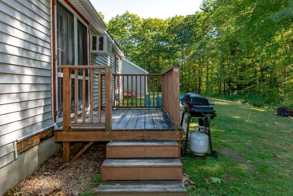 48 Sparrow Drive Barrington NH 03825