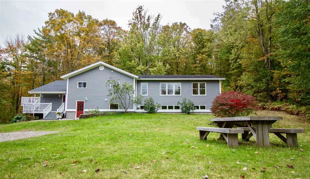 1093 East Hill Road Richmond VT 05477
