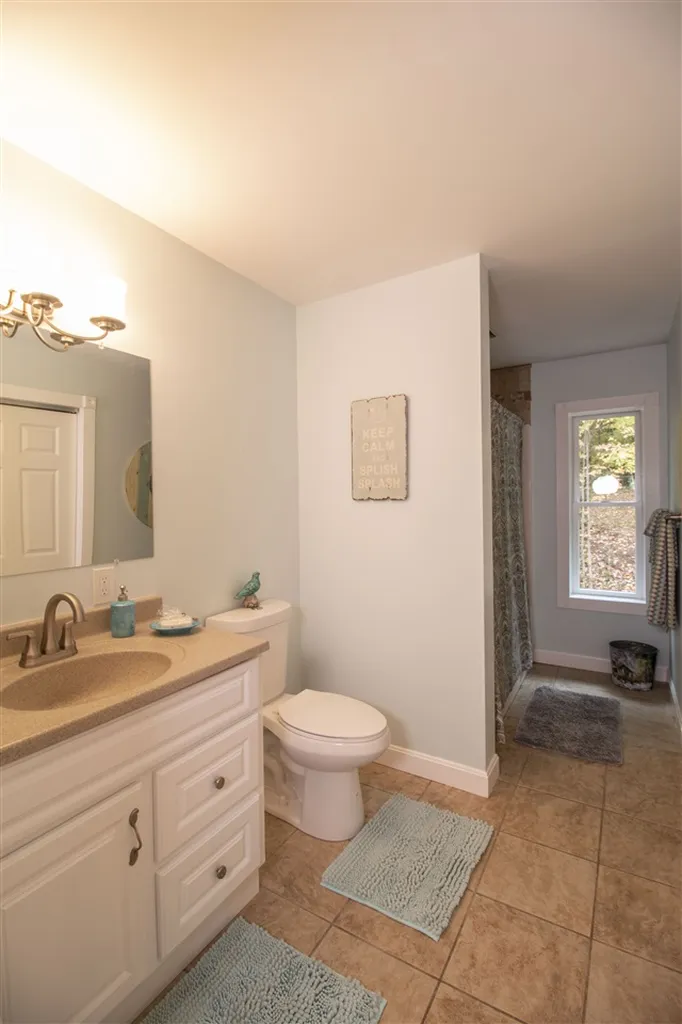 1093 East Hill Road Richmond VT 05477