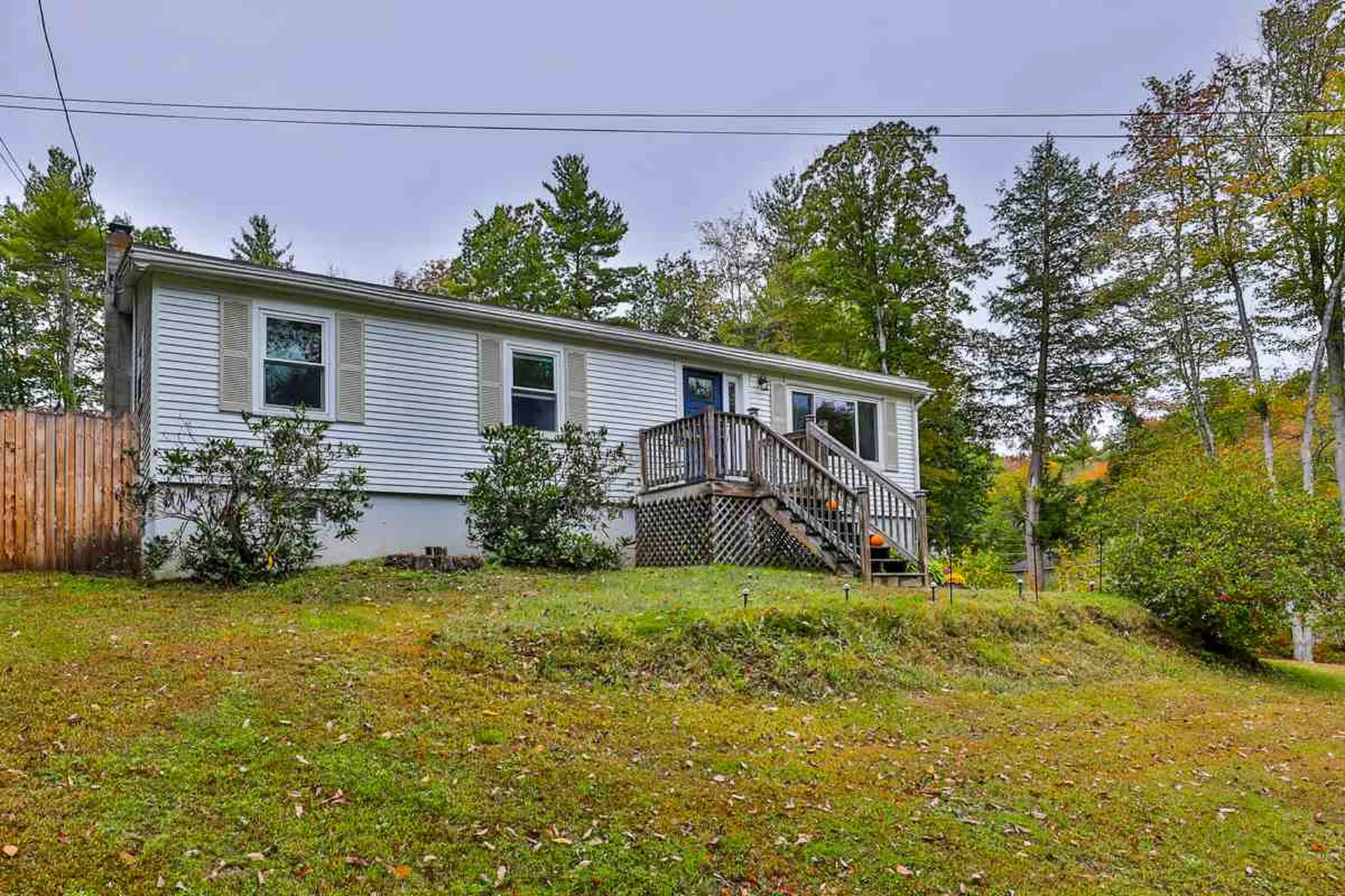 12 Williams Street Sandown NH 03873
