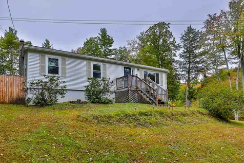 12 Williams Street Sandown NH 03873