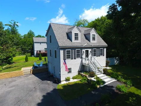 11 Carter Road Merrimack NH 03054