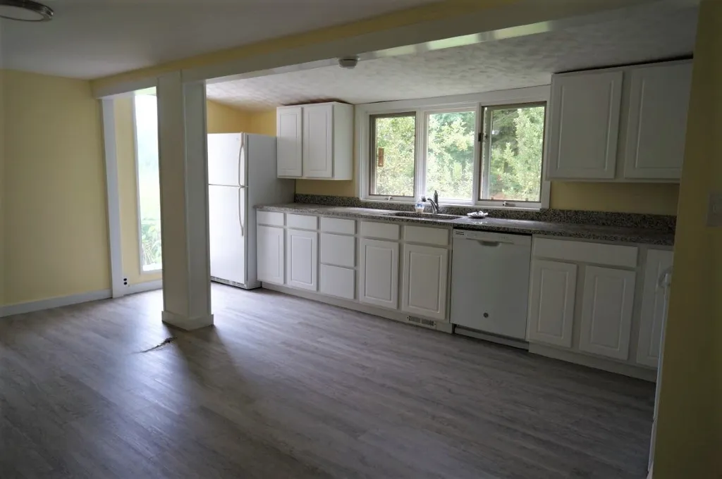 94 S Winchester Street Swanzey NH 03446