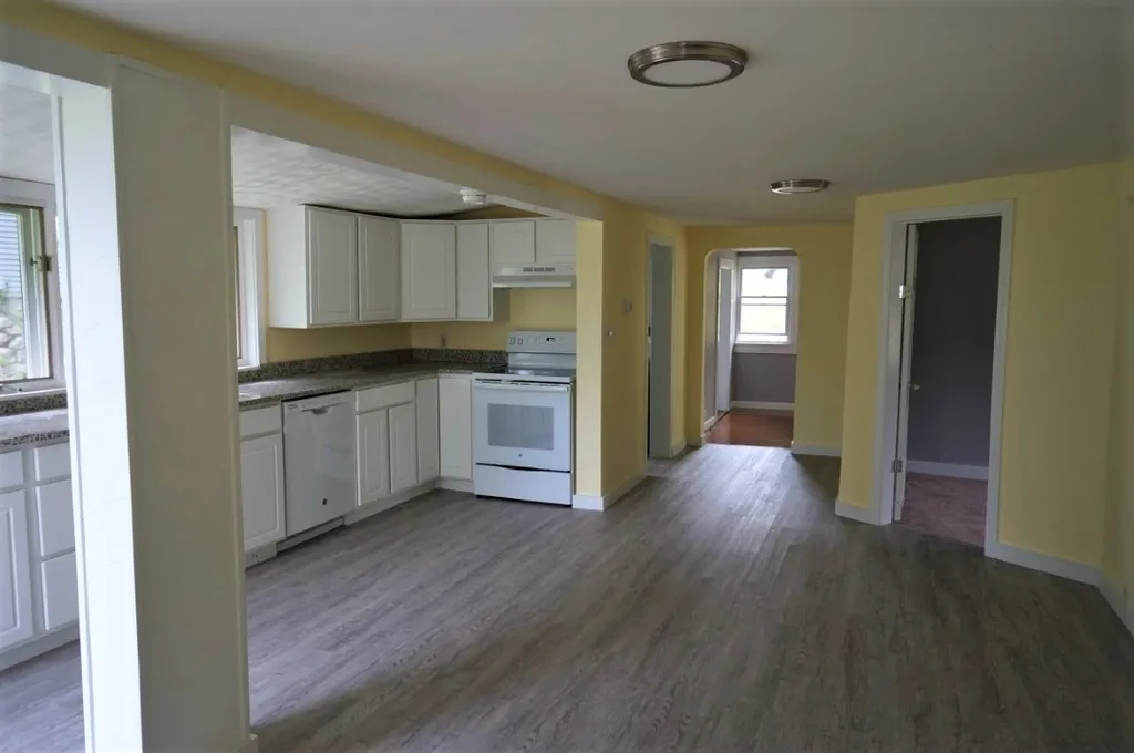 94 S Winchester Street Swanzey NH 03446