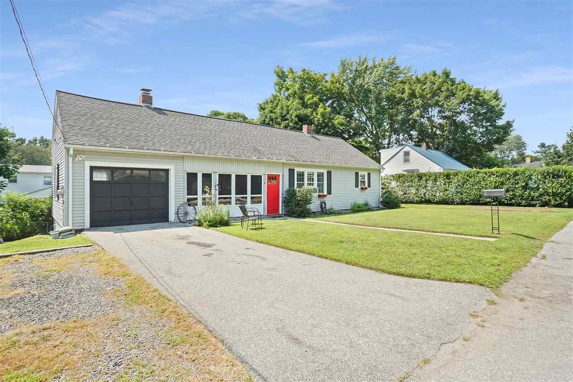 4 Evergreen Street Nashua NH 03060