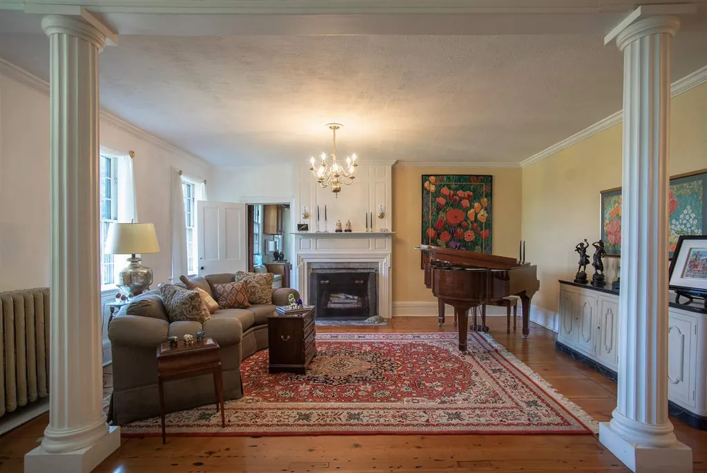 33 Prospect Hill Road Walpole NH 03608