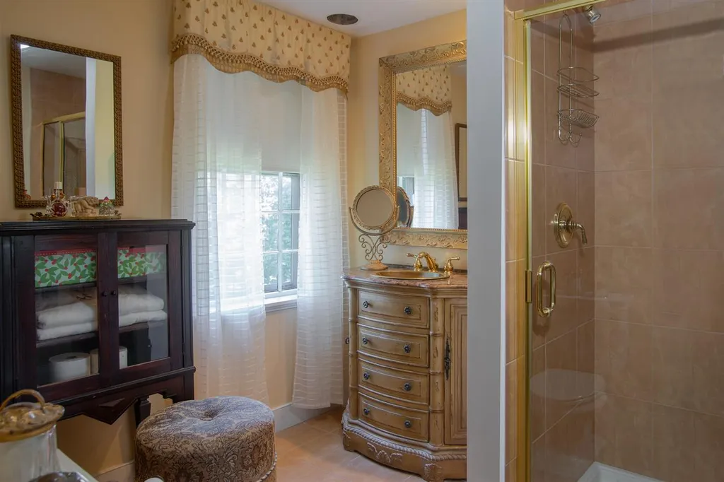 33 Prospect Hill Road Walpole NH 03608