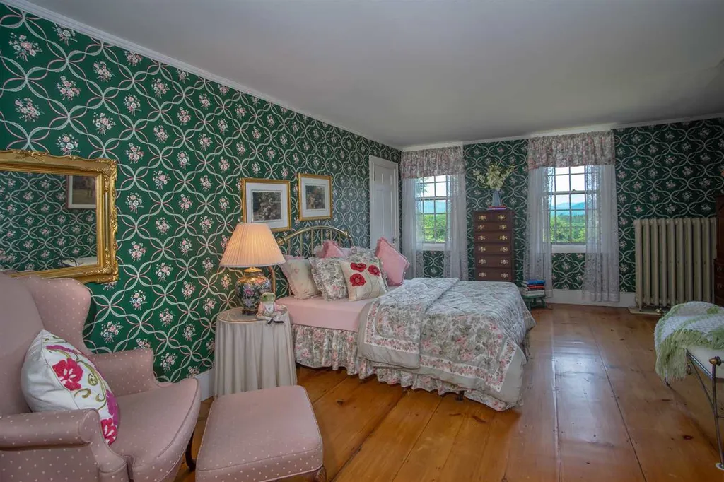 33 Prospect Hill Road Walpole NH 03608