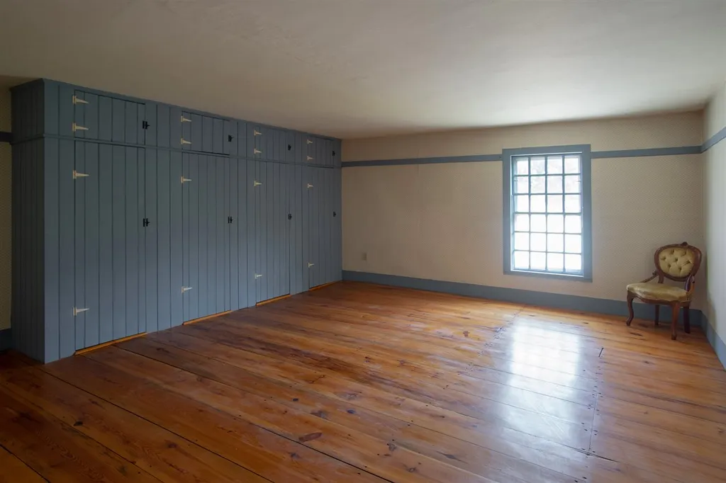 33 Prospect Hill Road Walpole NH 03608