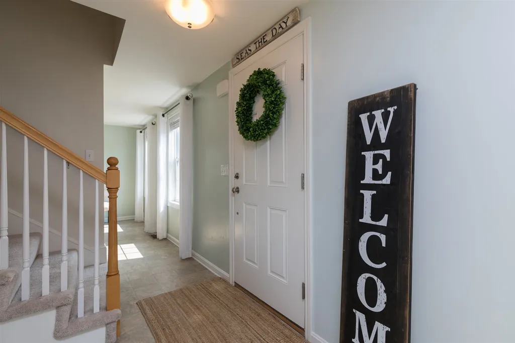 73 Hawthorne Circle Somersworth NH 03878