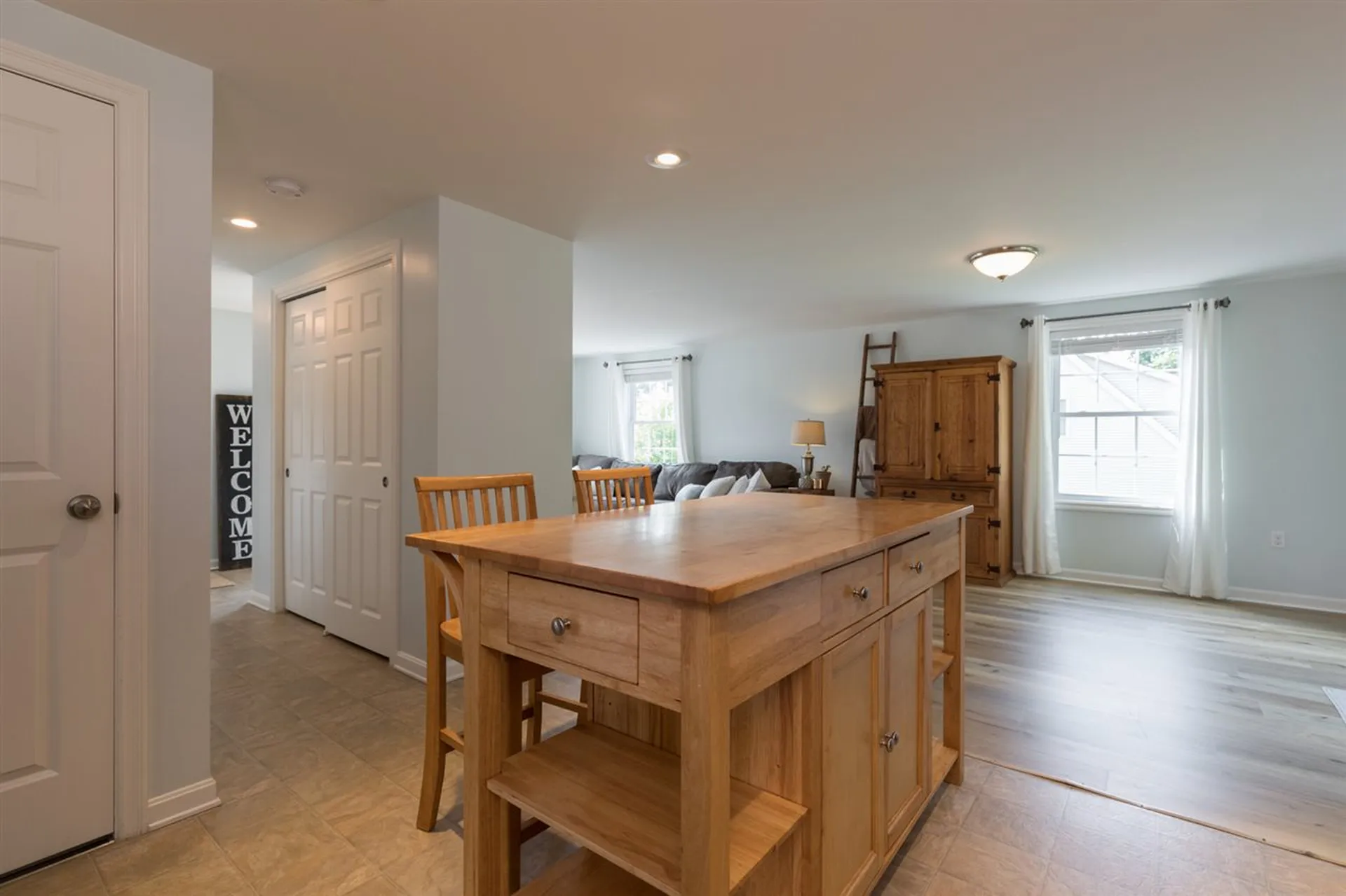 73 Hawthorne Circle Somersworth NH 03878