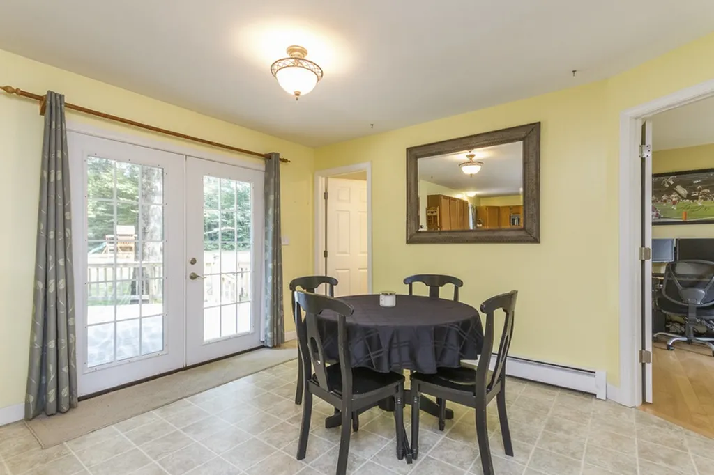 85 Highland Street Candia NH 03034