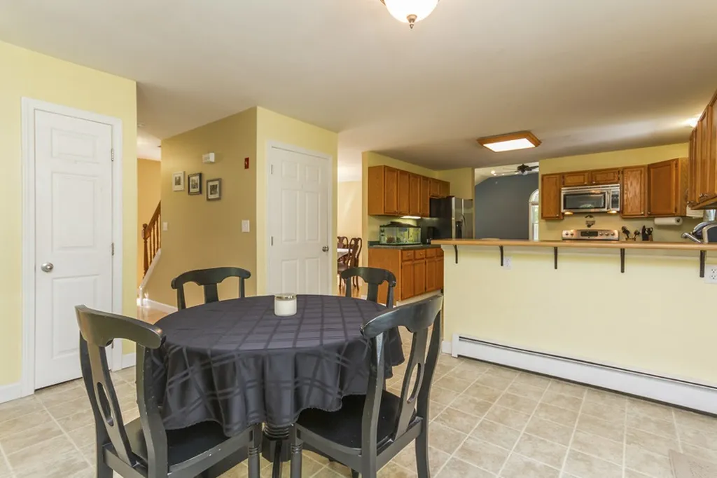 85 Highland Street Candia NH 03034
