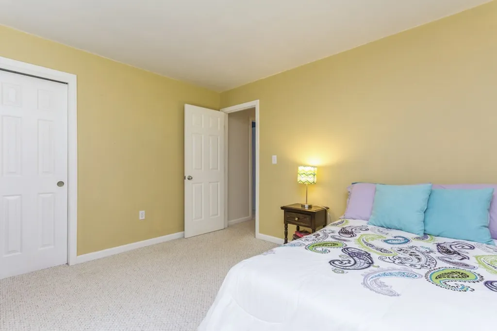 85 Highland Street Candia NH 03034