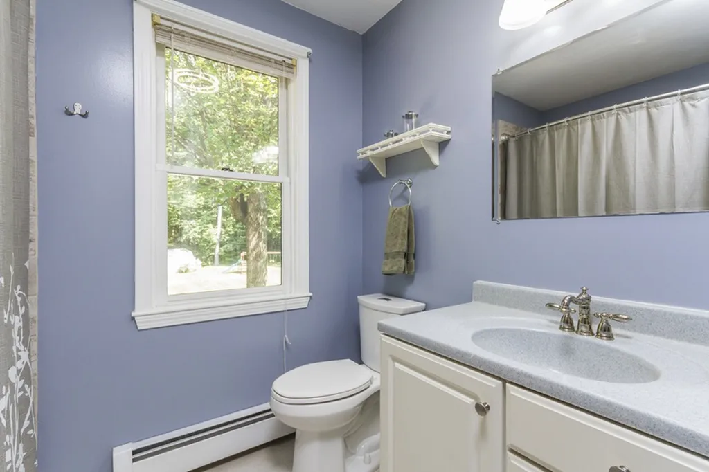 85 Highland Street Candia NH 03034