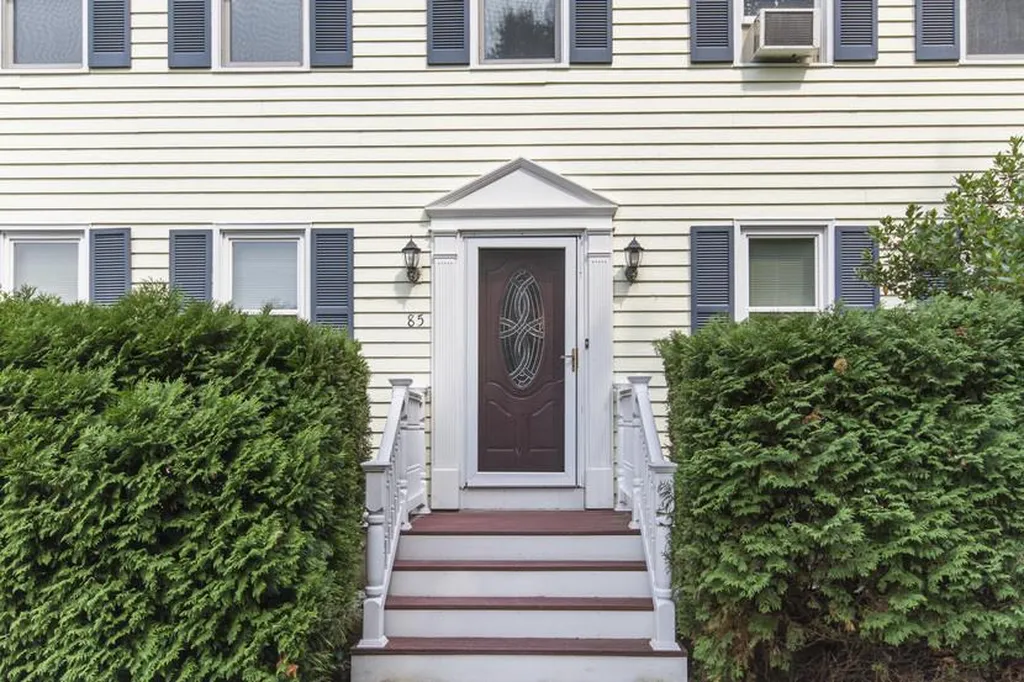 85 Highland Street Candia NH 03034