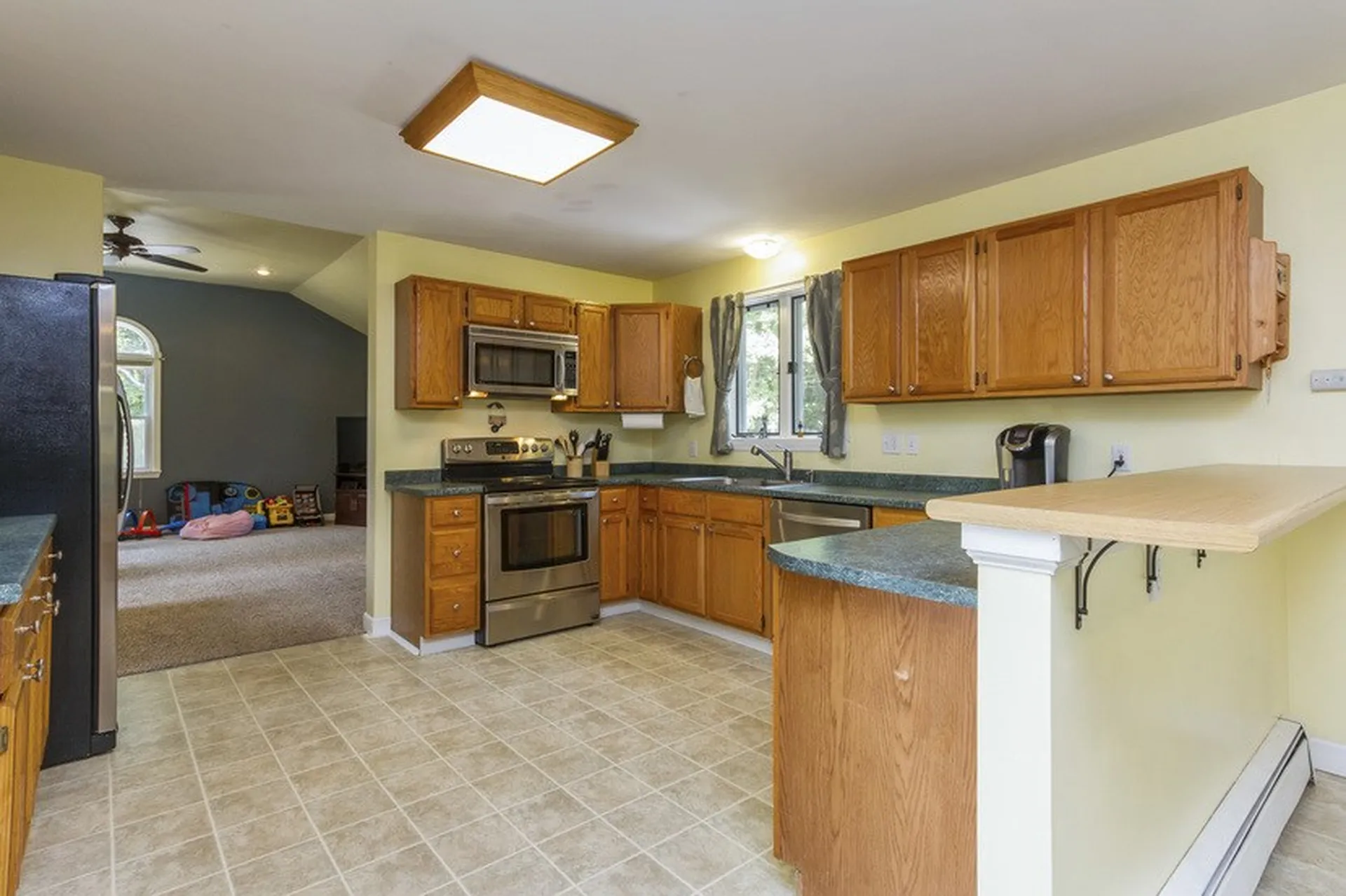 85 Highland Street Candia NH 03034