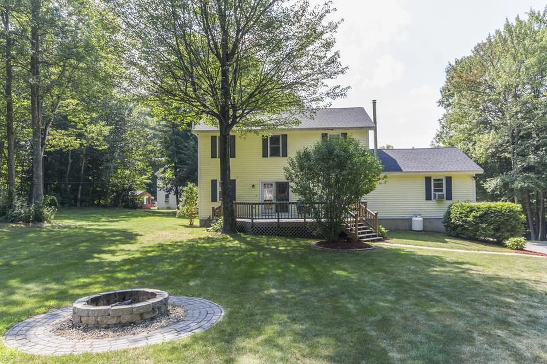 85 Highland Street Candia NH 03034