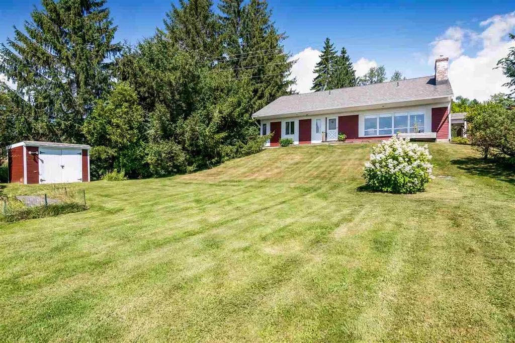 4272 St George Road Williston VT 05495