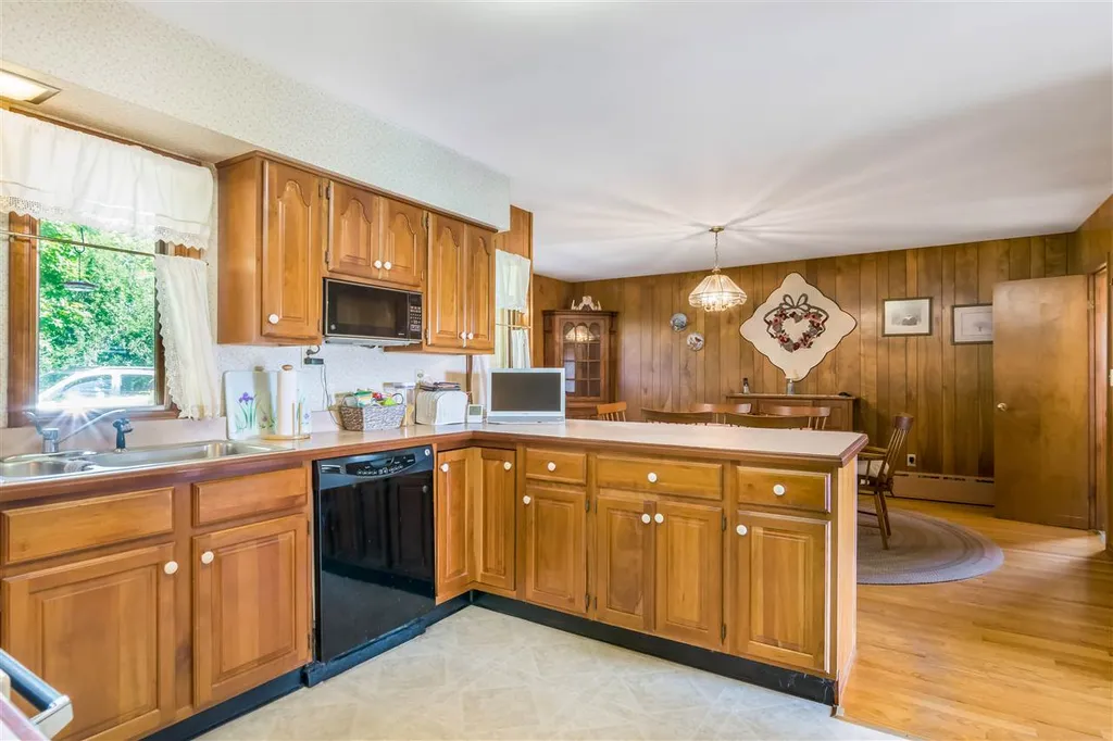 4272 St George Road Williston VT 05495
