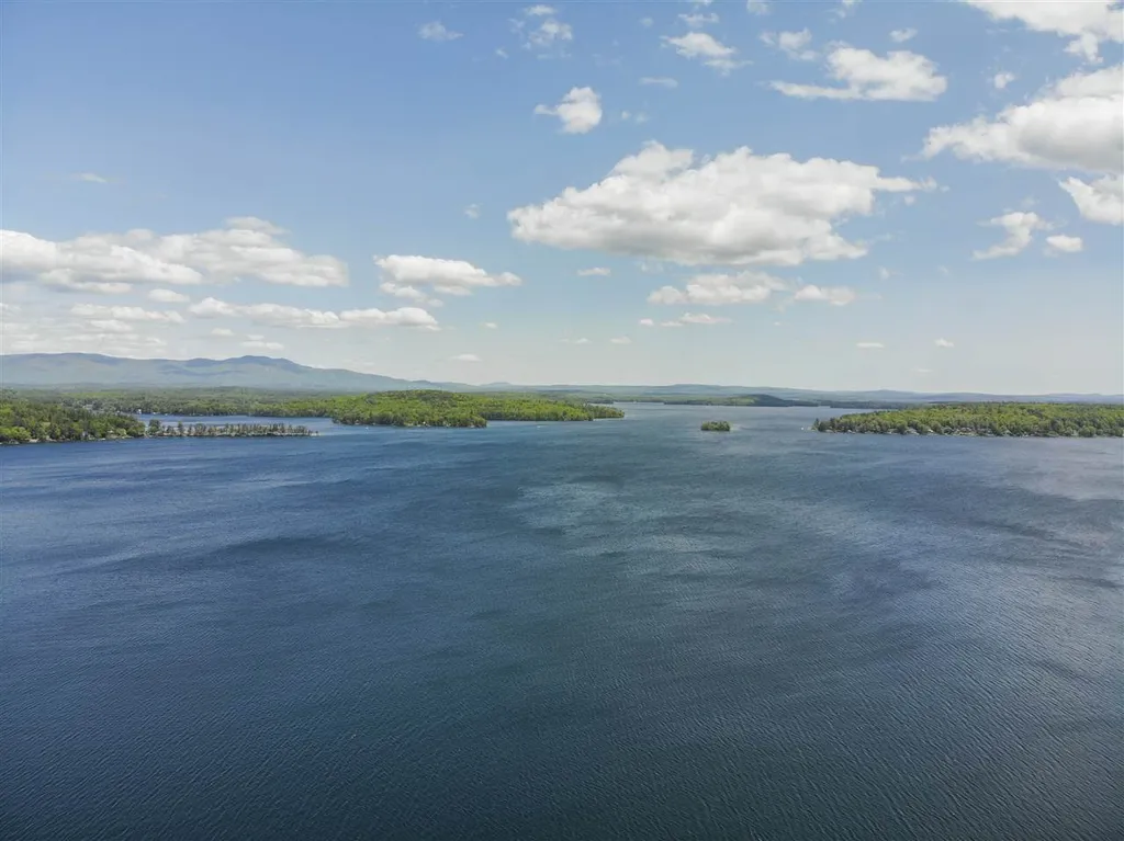 581 Scenic Road Laconia NH 03246