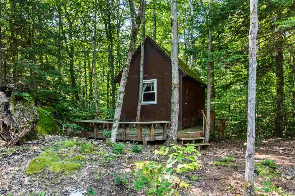 217 West Hill Road Troy NH 03465