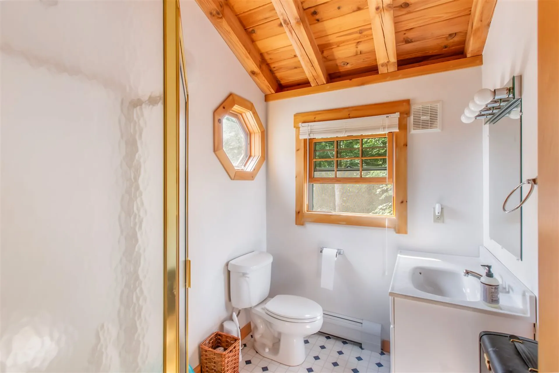 217 West Hill Road Troy NH 03465