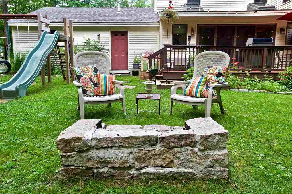 28 Ledgewood Drive Strafford NH 03884