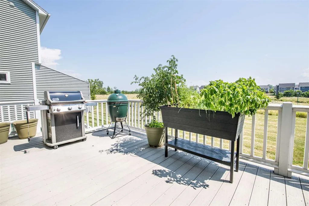59 Winesap Lane South Burlington VT 05403