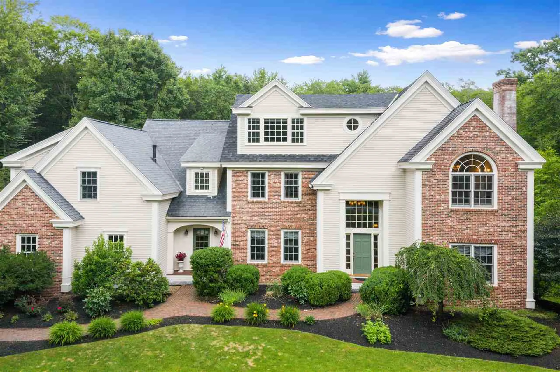 23 Squier Drive North Hampton NH 03862