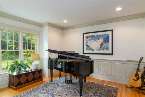 23 Squier Drive North Hampton NH 03862