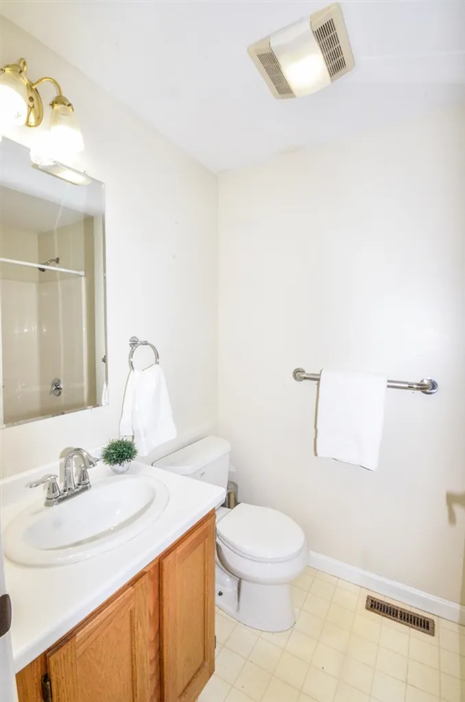 150 Wellington Hill Road Manchester NH 03104