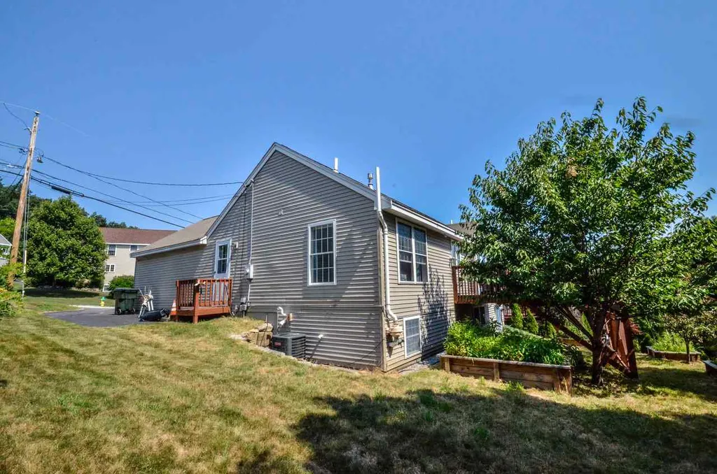 150 Wellington Hill Road Manchester NH 03104