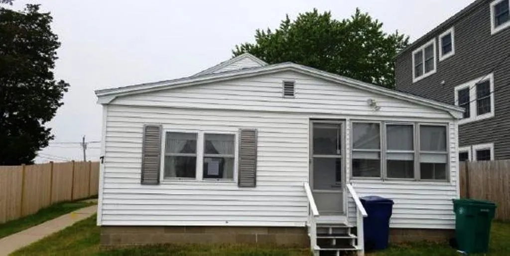 7 Bruce Street Hampton NH 03842