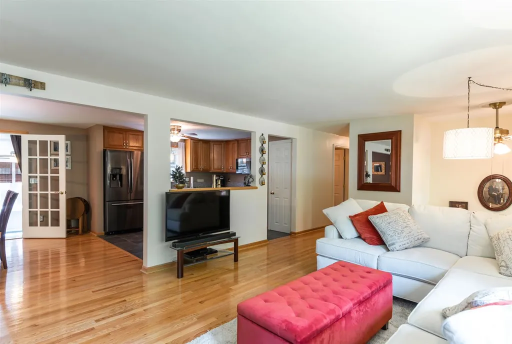 11 Butterfield Lane Stratham NH 03885