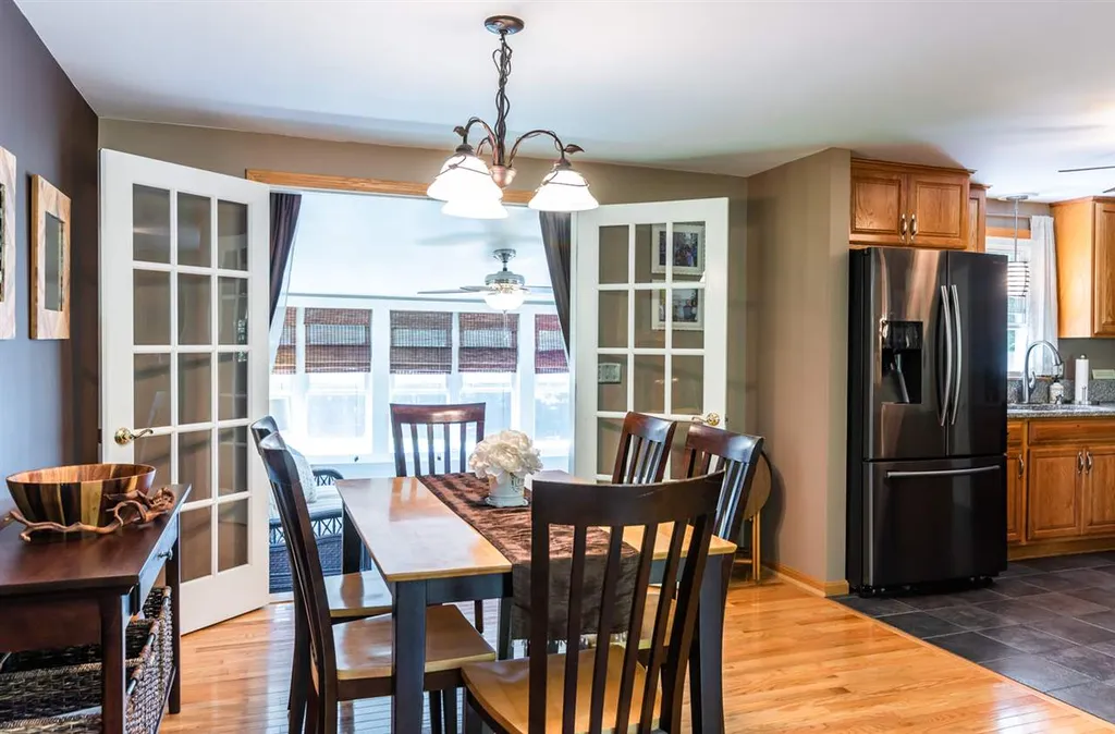 11 Butterfield Lane Stratham NH 03885
