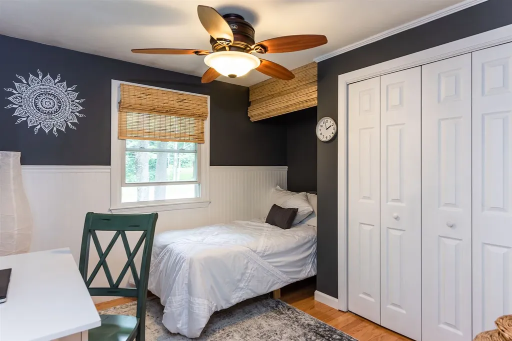 11 Butterfield Lane Stratham NH 03885