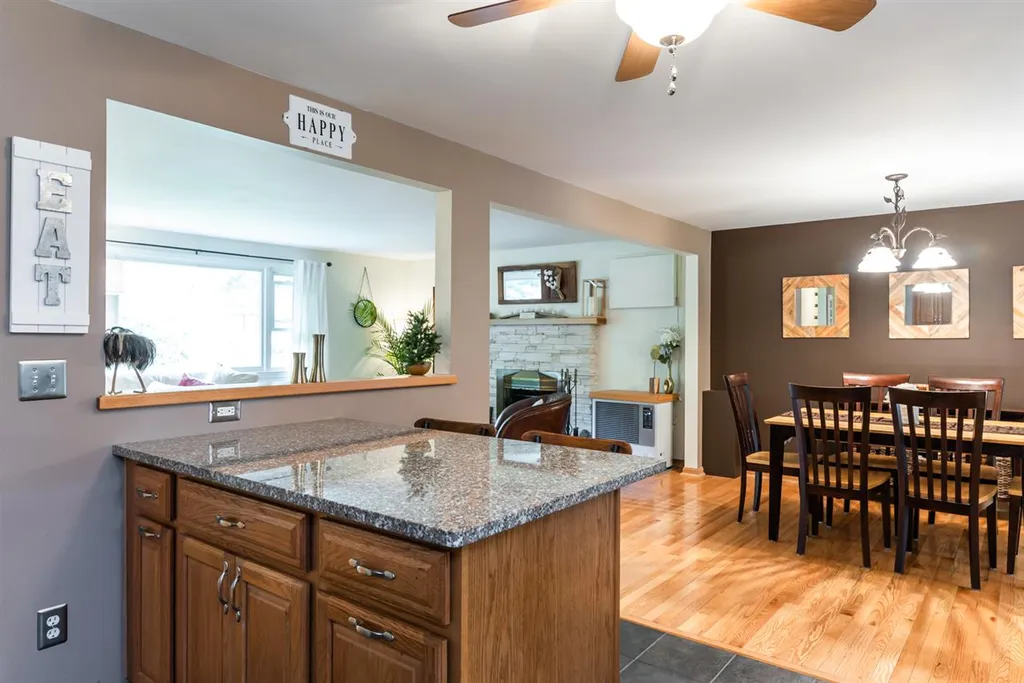 11 Butterfield Lane Stratham NH 03885