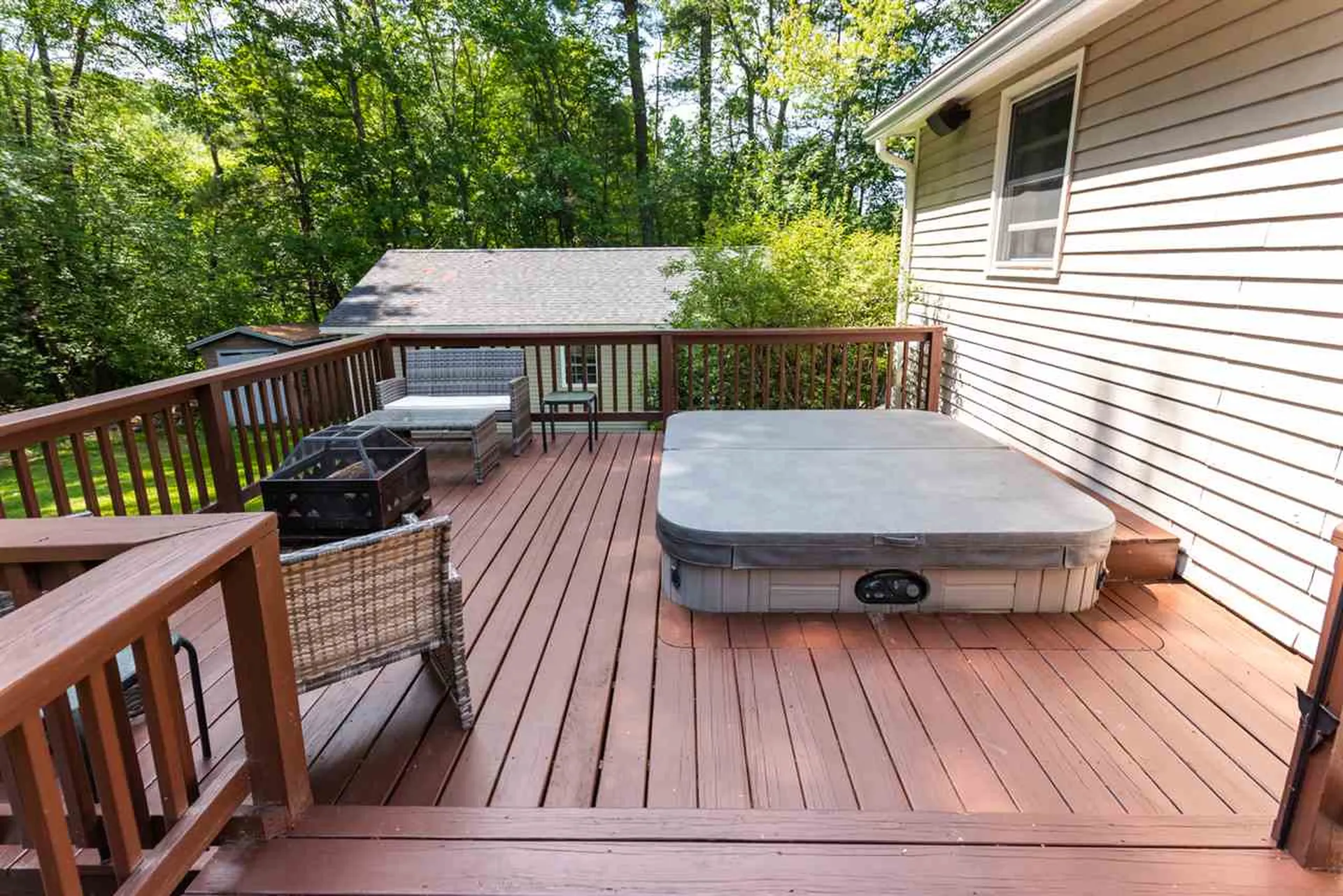 11 Butterfield Lane Stratham NH 03885